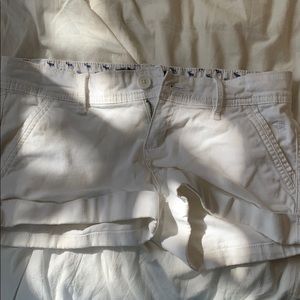 White Abercrombie and Fitch kids/teen shorts